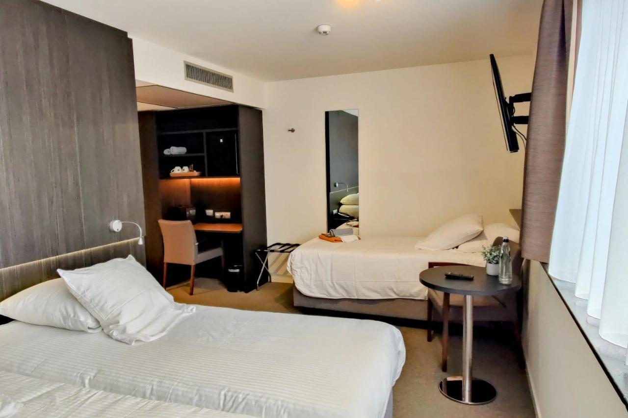 Tower Hotel Алст Екстериор снимка