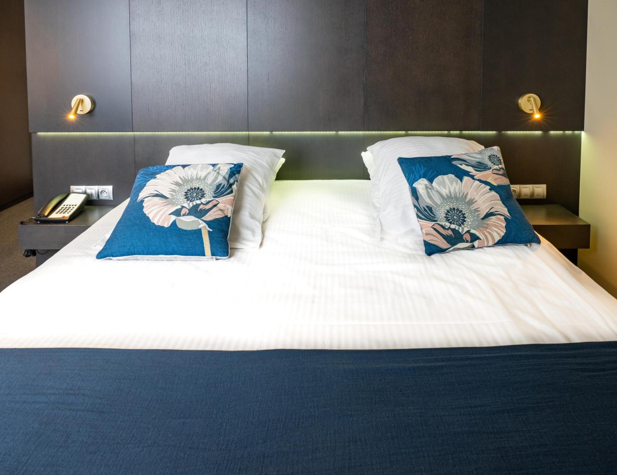 Tower Hotel Алст Екстериор снимка